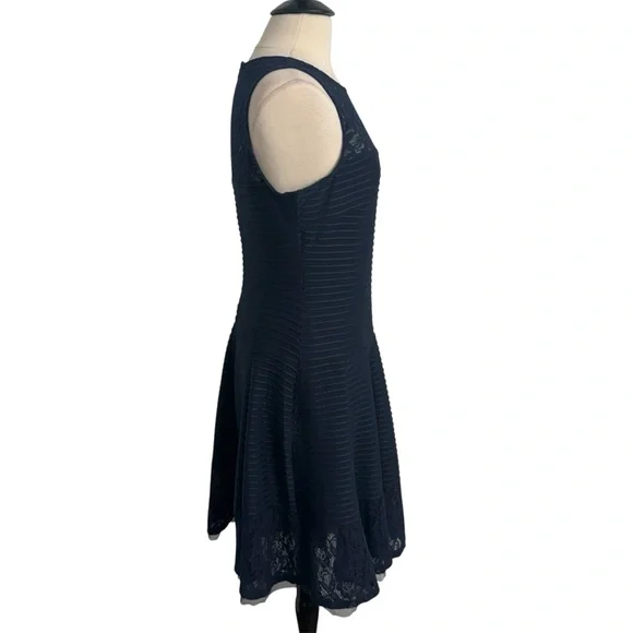 Gabby Skye Sleeveless Fit and Flare A-Line Cocktail Dress, Navy Blue, Size 12 - Picture 4 of 9